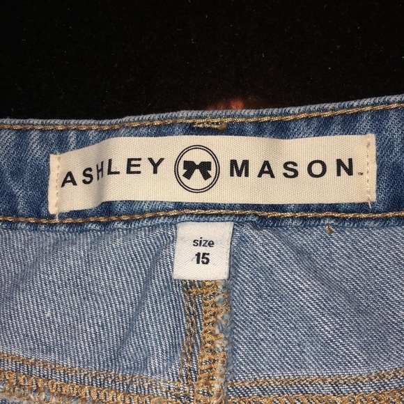 Ashley Mason Light Wash Straight Leg Raw Hem Crop Jeans Size 15 - Picture 7 of 9